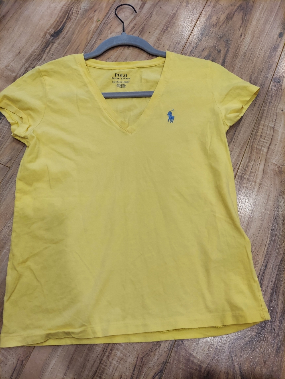 Ralph Lauren Polo Woman’s V-Neck Short Sleeve Shirt Yellow Size Small Pony